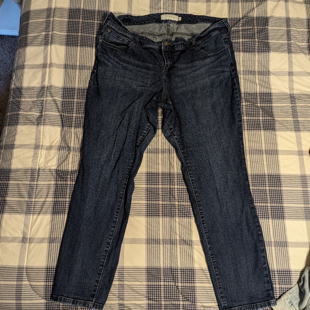 Torrid Boyfriend Cut Blue Jeans